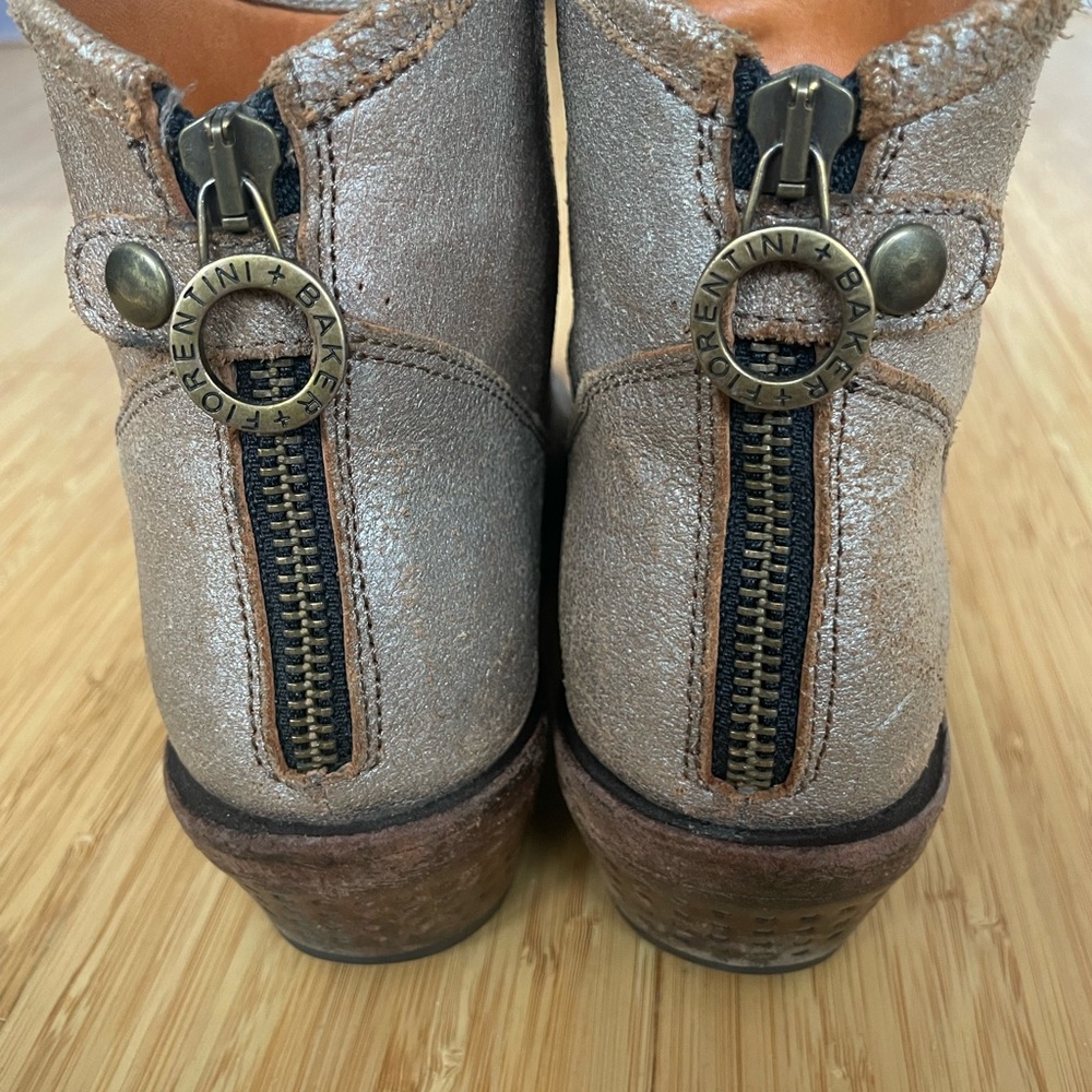 Fiorentini + Baker Italian-made champagne/rose gold ankle boots, size 36! - Picture 6 of 10